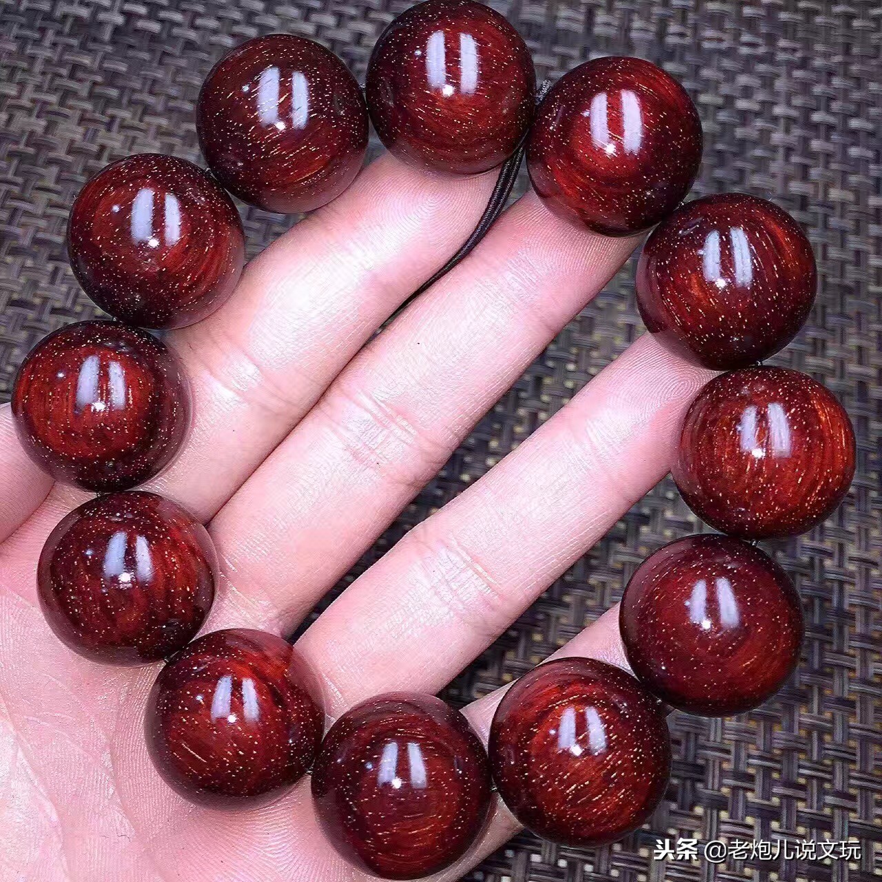 麻梨疙瘩手串3000元,3000左右的沉香手串