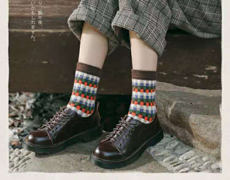 今年秋冬不露脚踝才是真时髦,冬天穿光腿神器露脚踝