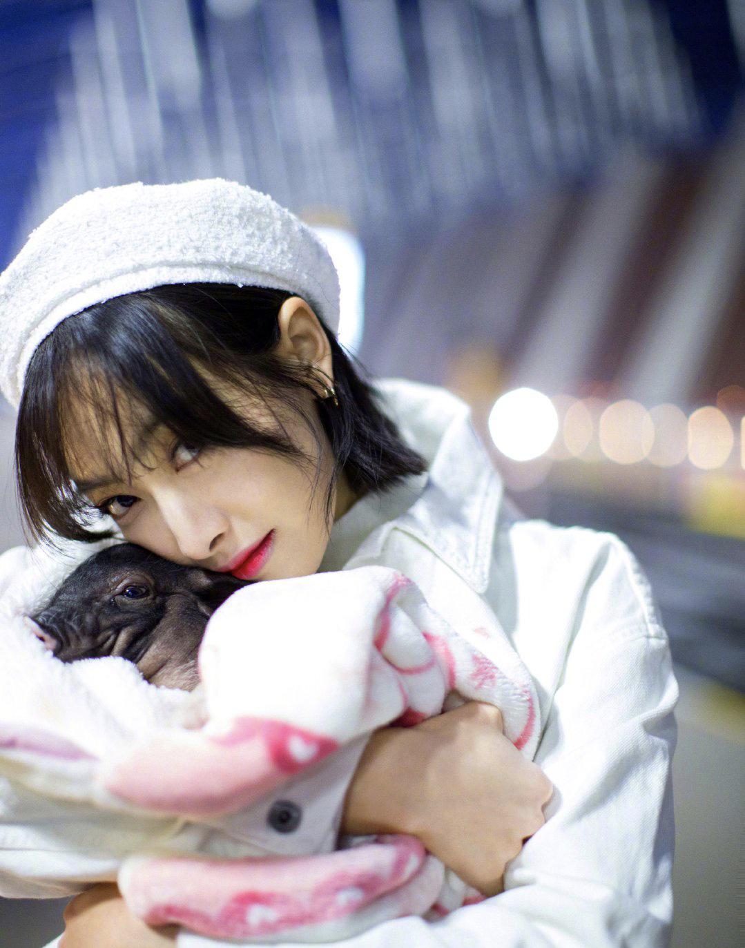 贝雷帽怎么戴才真的显脸小,贝雷帽适合什么样的脸型女人戴