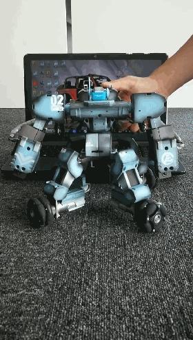 射击、近战、技能……不，这不是电脑游戏，这是Ganker机器人！