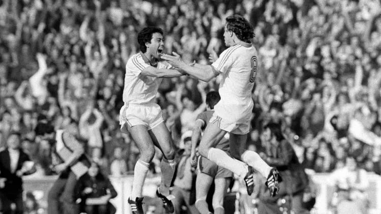 奥寺康彦：日本球员的旅欧浪潮，都始于他勇敢的冒险