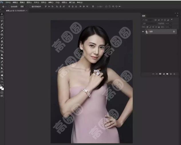 如何快速用ps去除大量的图片水印,ps如何去除图片上的文字网址水印