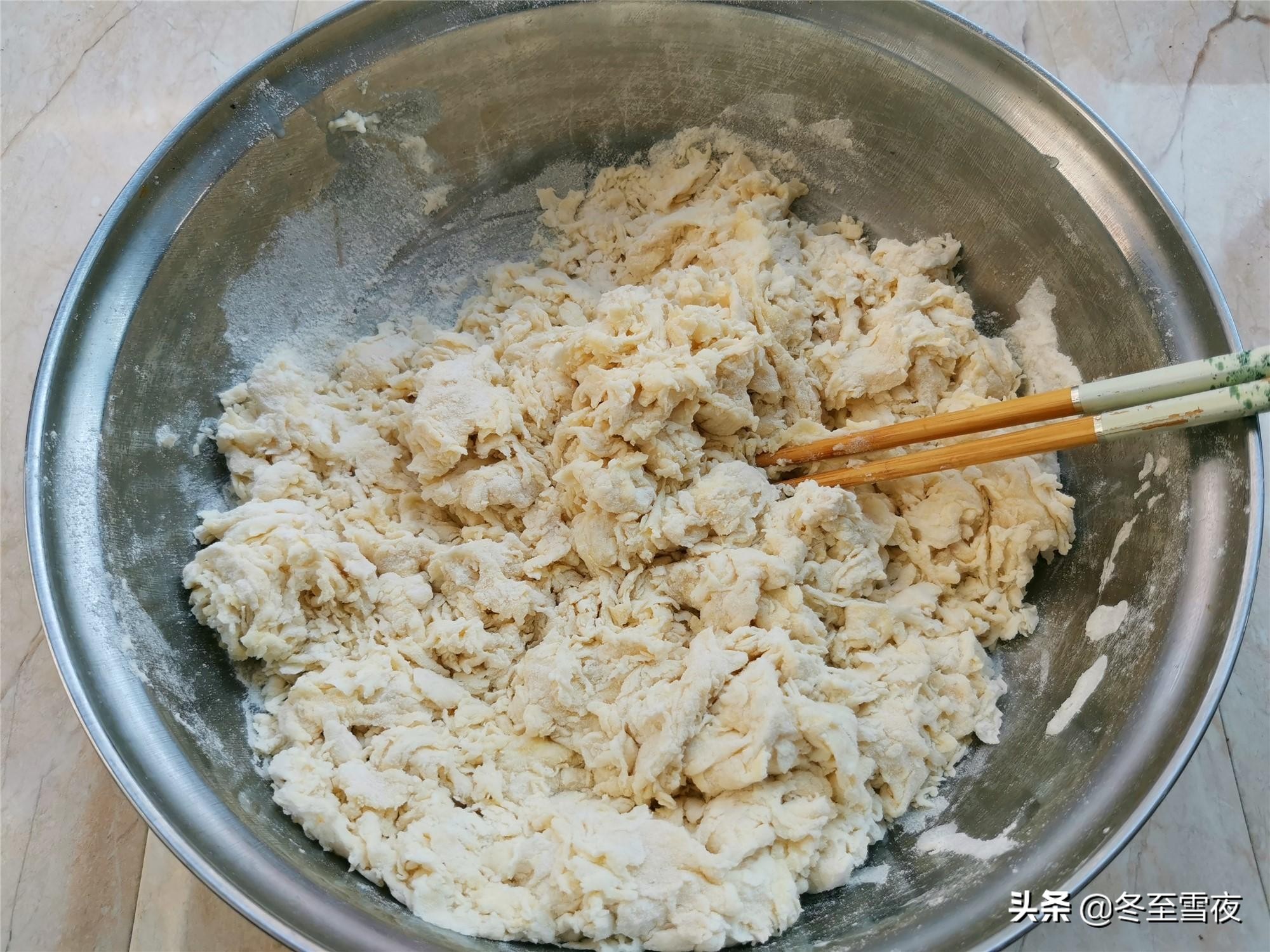 用牛奶鸡蛋做油条的新做法和配方,鸡蛋牛奶油条的做法简单香甜酥脆