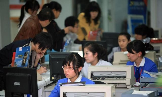 移动号码怎么改低资费套餐,宽带的套餐资费可以降低么