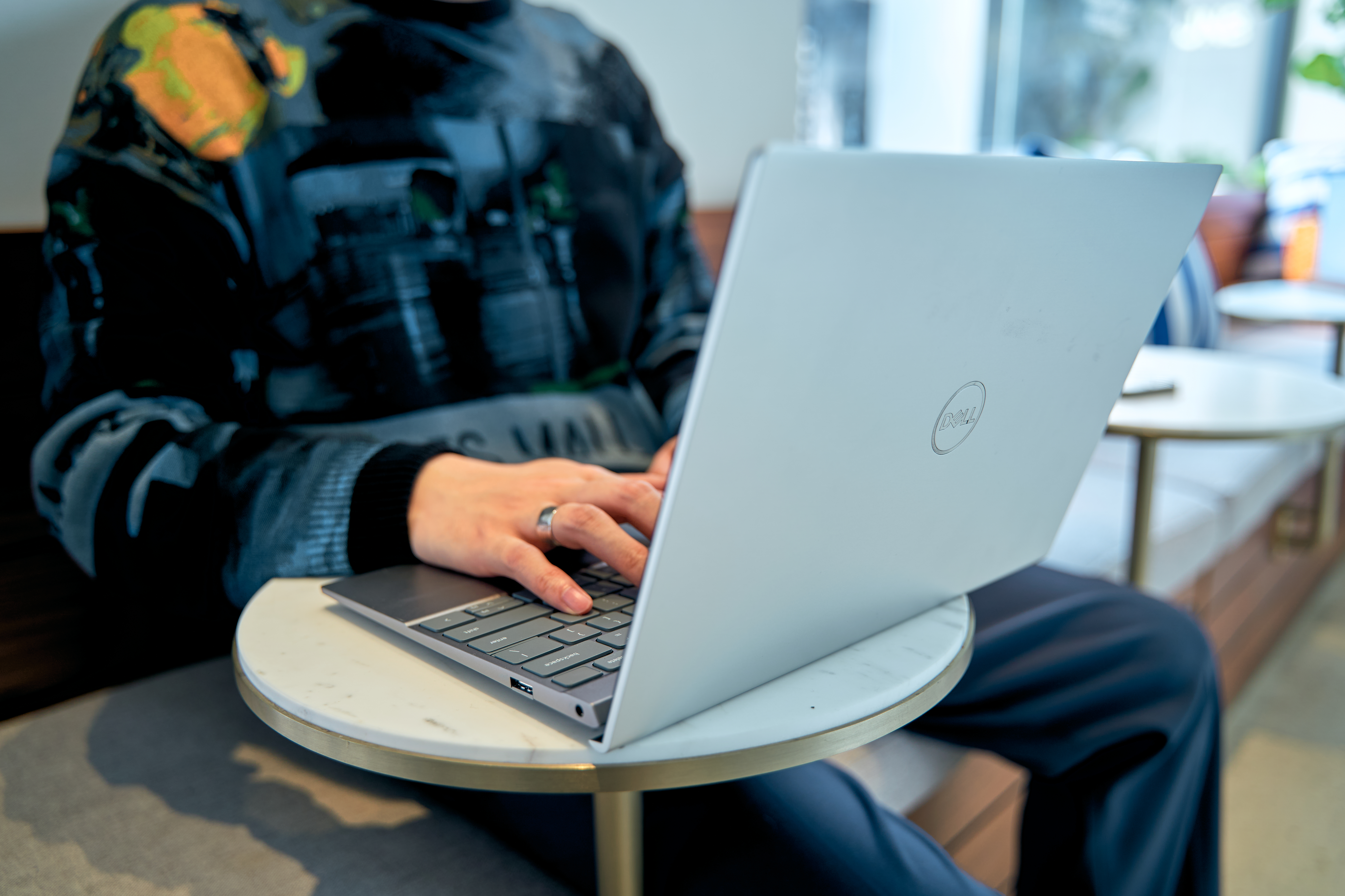 戴尔灵越13pro5310和5320的区别,戴尔灵越13pro和华为matebooke