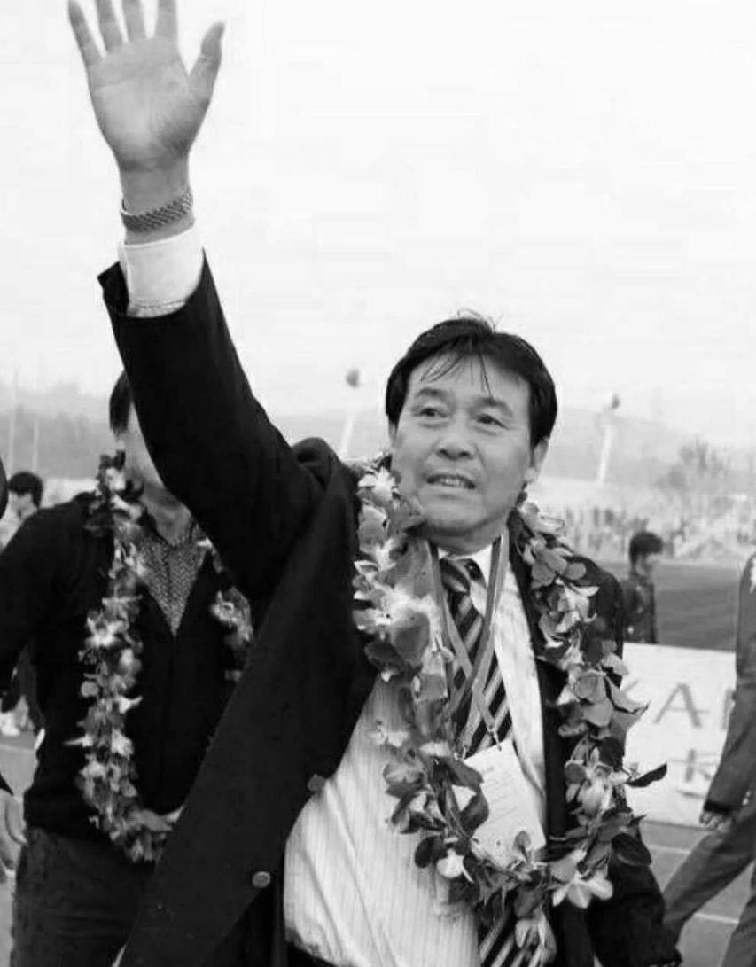 李毅李玮峰谈迟尚斌,李毅评论迟尚斌