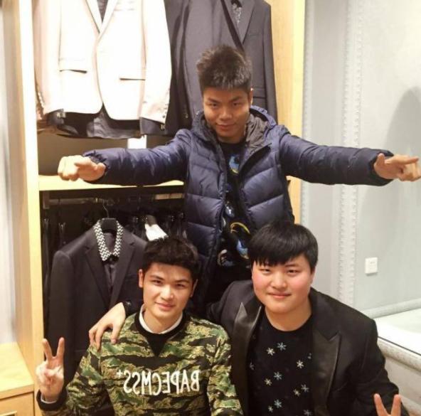 英雄联盟：Uzi排位被无状态K头，德云色西卡道出内幕