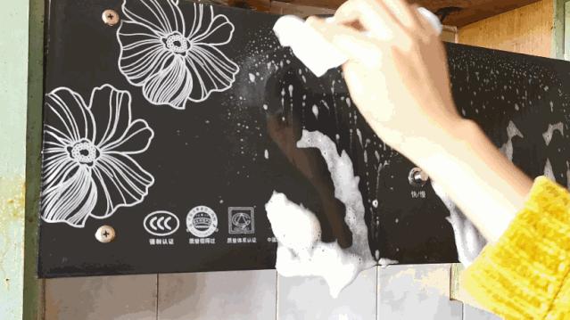 油污清洁剂一喷一抹轻松搞定,去油污清洁剂能去除马桶污垢吗