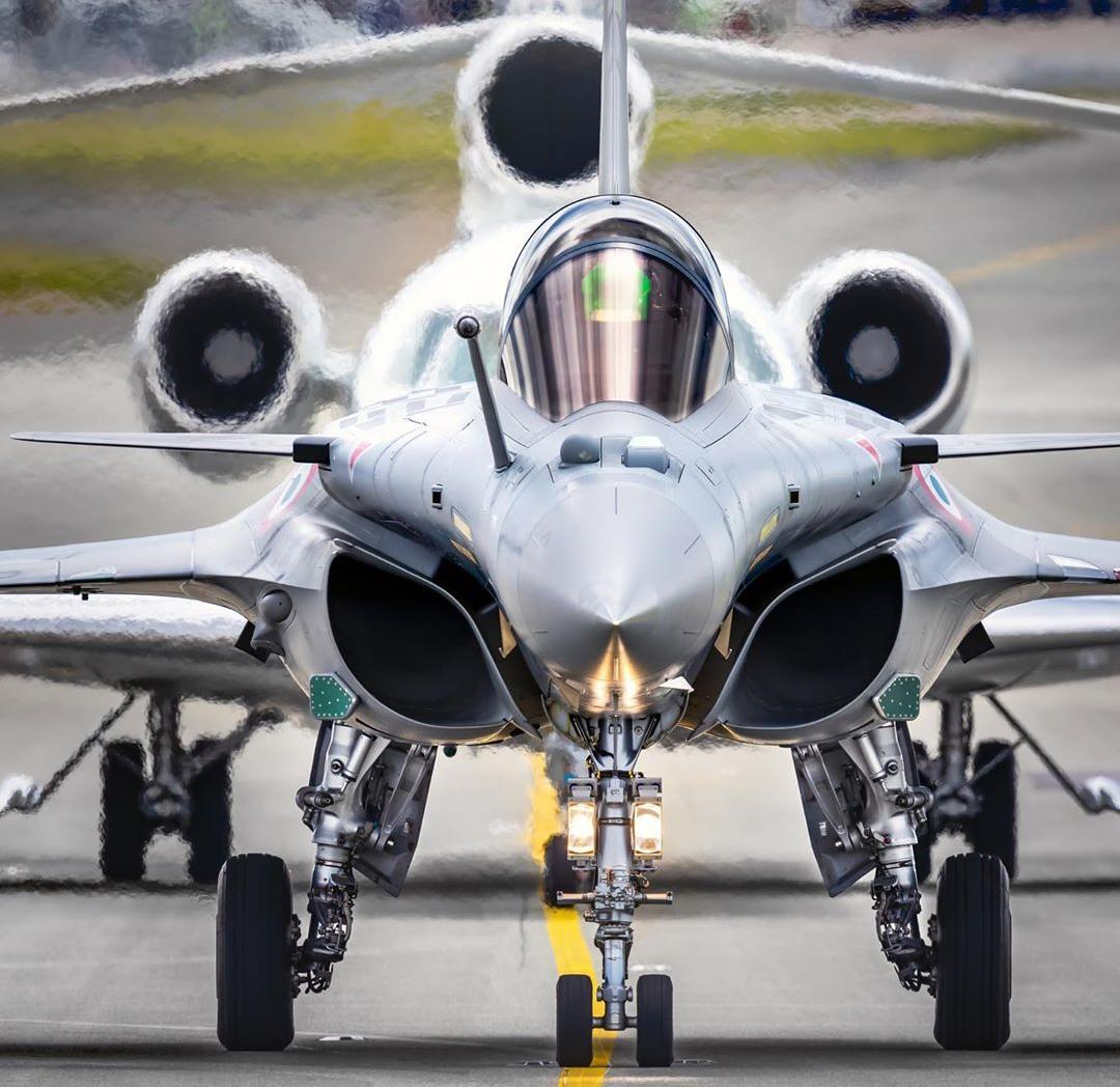 达索阵风战斗机vs布加迪,法国达索阵风