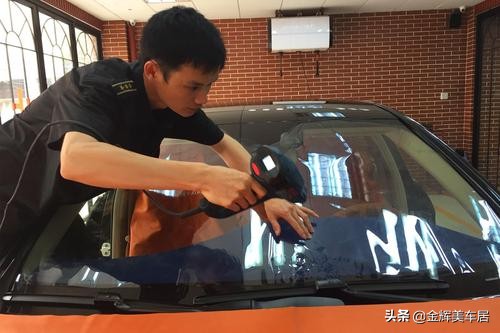 贴隐形车衣对漆膜有保护作用吗,隐形车衣的好处和没贴车衣的区别