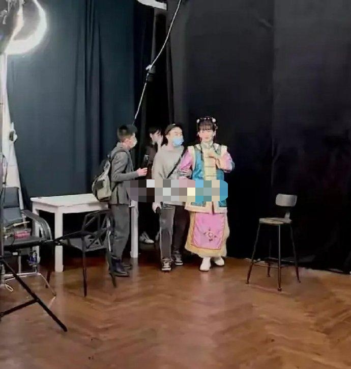 谢娜李维嘉新综艺同框,李维嘉快乐大本营跟谢娜