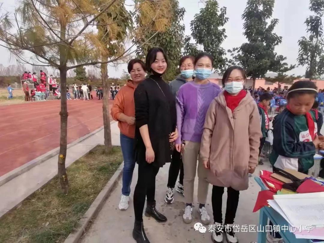 山口镇山口中学校运会,山口镇中心小学秋季运动会第一名