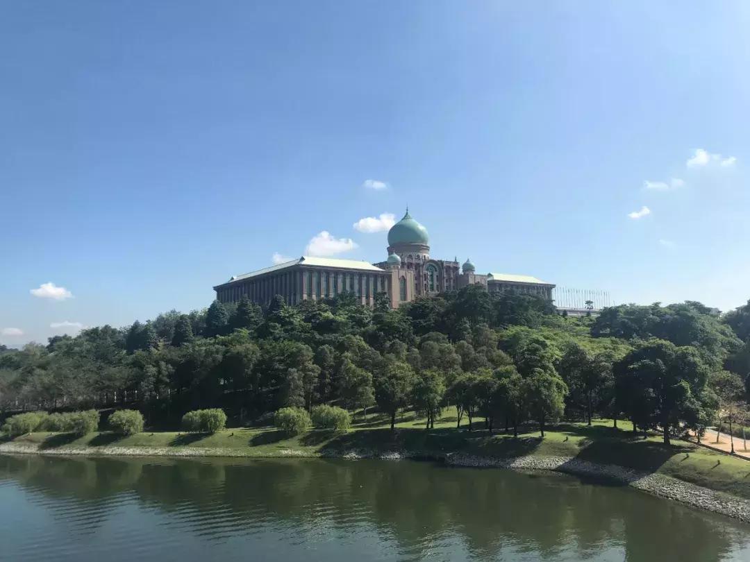 “南洋”见闻略：开怀有自新加坡