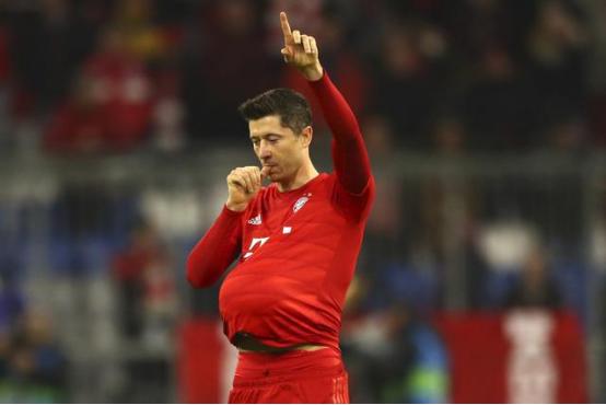 菲尔米诺能力值,菲尔米诺新踢法