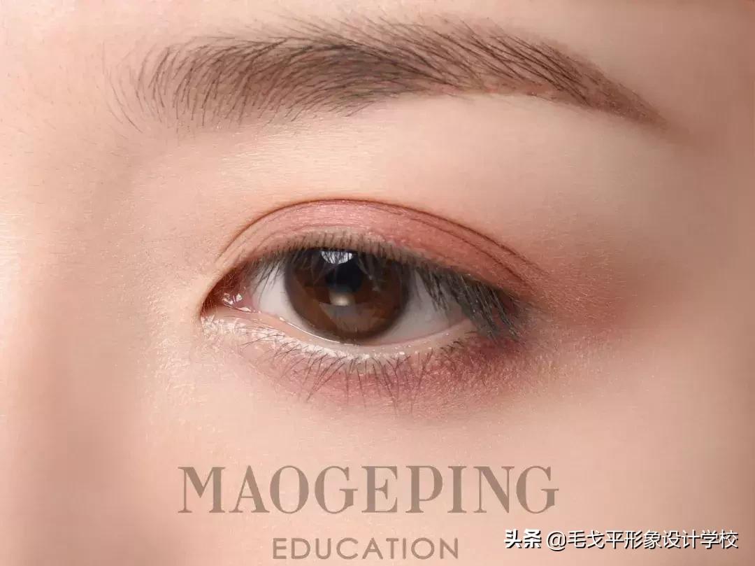 三分钟教你如何画好精致的眼妆,超级简单的眼妆怎么画