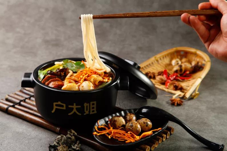 郑州餐饮什么时候恢复堂食最新,河南郑州恢复堂食的最新通告