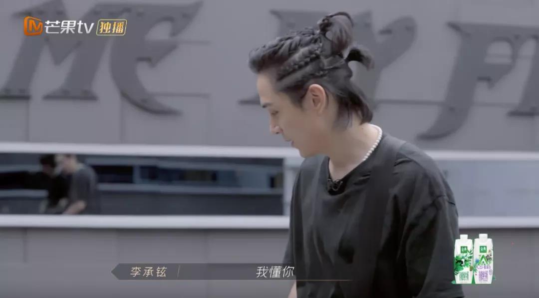 “一公”结束，哥哥们各自精彩，八个部落的队长，谁最受欢迎呢？