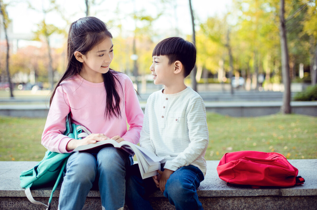 我翻了6千条评论，找了38个故事，为你呈现真实的中国姐弟关系