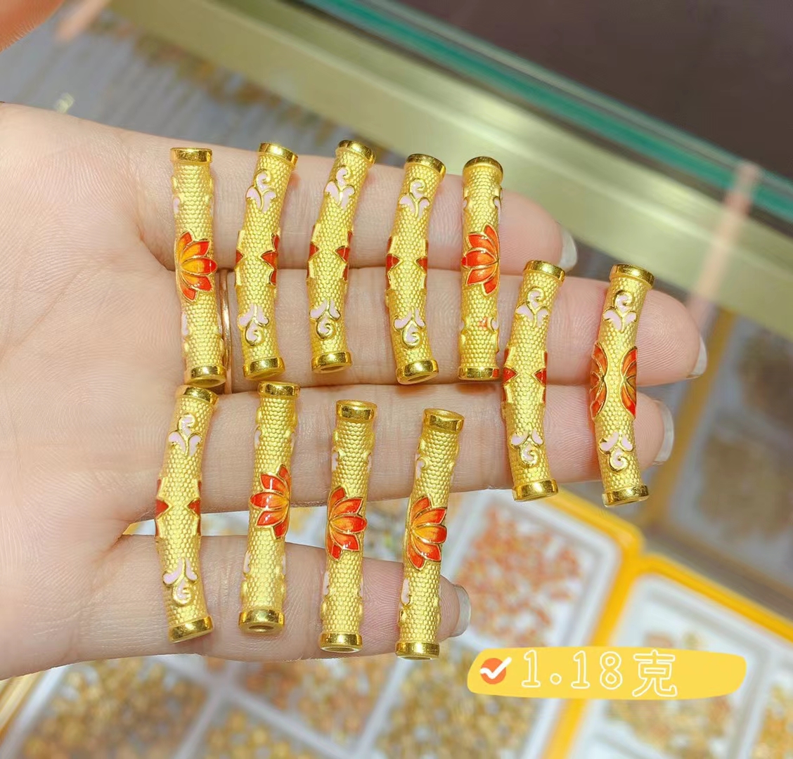 买黄金吊坠买贵了,3000块钱能买几克黄金吊坠