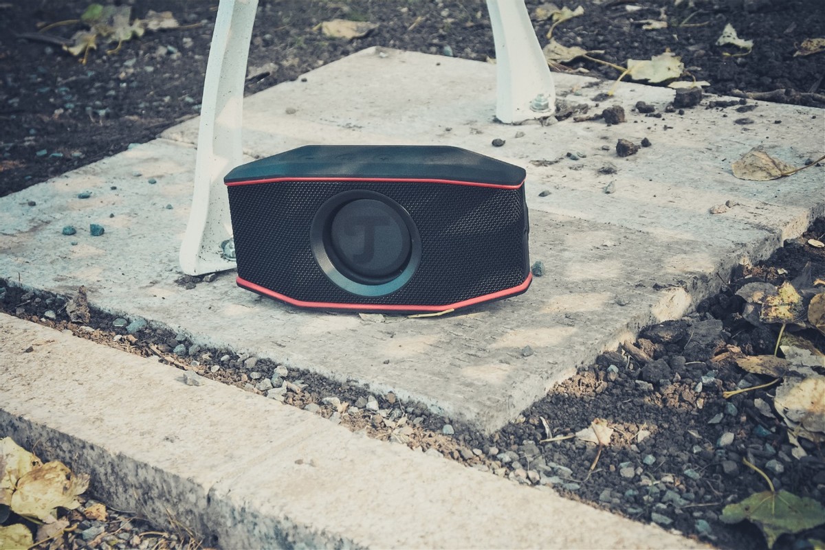 德斐尔小魔盒蓝牙音响,德斐尔小魔盒和bosemini