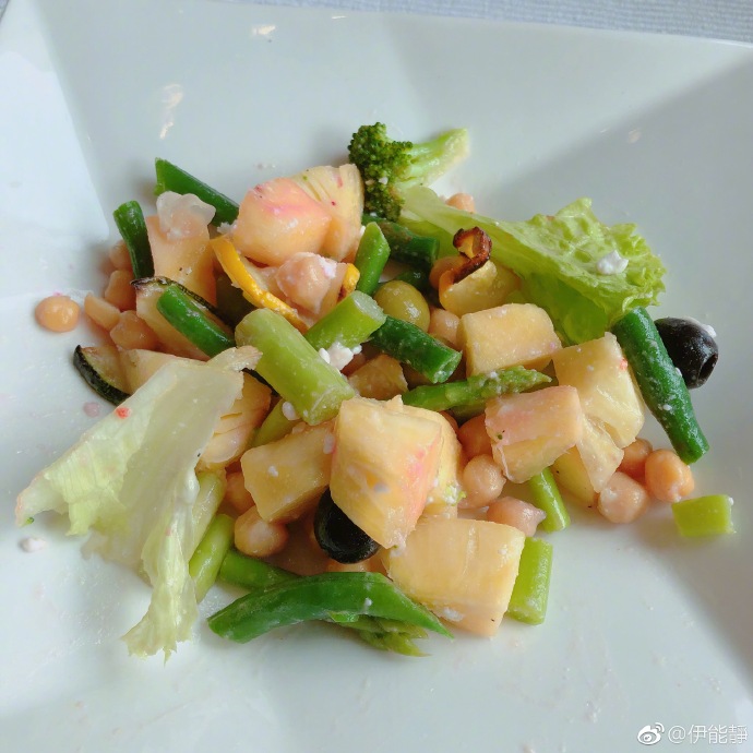 伊能静鱼尾纹保养方法,伊能静怎么预防皱纹