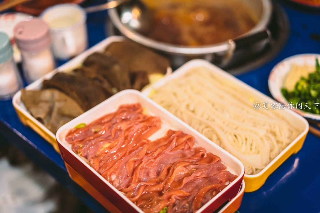 求推荐成都春熙路附近好吃的火锅,成都北平楼老北京涮羊肉自助火锅