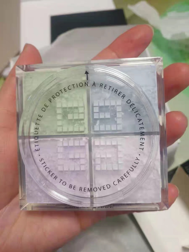 给大家推荐一款好用的散粉,这几款很实用的散粉必须要推荐