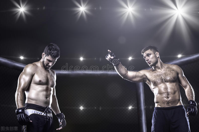 远古时期人类和猛兽徒手肉搏单挑,最强壮的男人可以徒手打死老虎吗