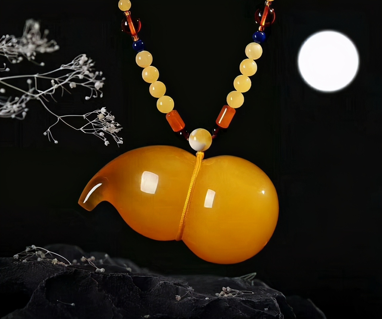 文玩蜜蜡鉴别方法,蜜蜡鉴别真假方法大揭秘