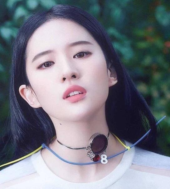 赵丽颖杨幂和刘亦菲颜值投票,直男评价林心如