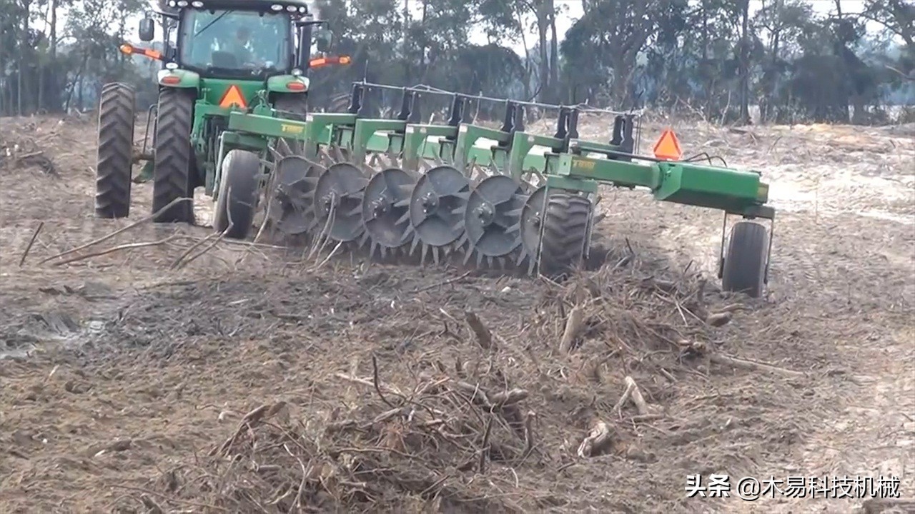 国外树桩拉拔机视频,德国最牛逼的树桩拉拔机