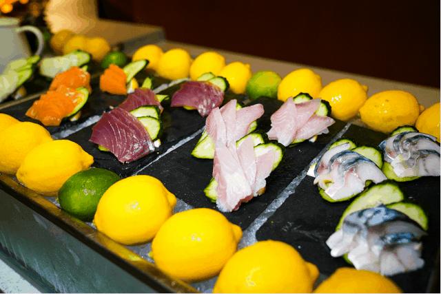 母亲节可用！波龙+进口海鲜+BBQ+火锅畅吃！酒水畅饮！全周通用