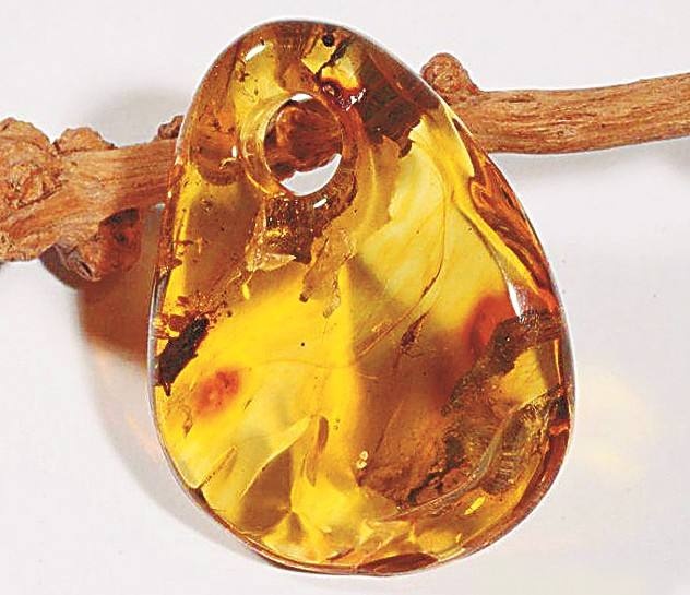 假蜜蜡都有什么类型的,假蜜蜡有树脂味道吗