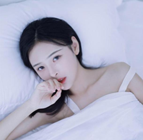 杭州47岁女子每天服用1片叶酸,30多岁每天吃一片叶酸好吗