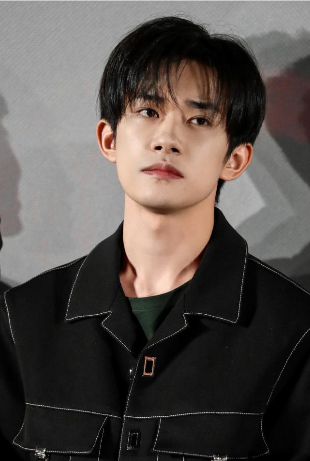 易烊千玺刘昊然新消息,刘昊然和易烊千玺王俊凯一起录歌