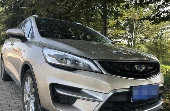 汽车油表灯亮了继续开伤车吗,汽车油表灯亮继续跑水温高吗