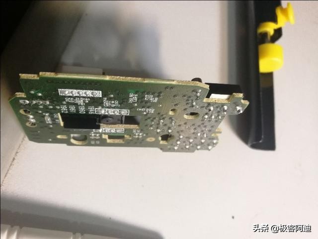 罗技g402鼠标微动能从中间拆开么,罗技g402鼠标用的什么微动