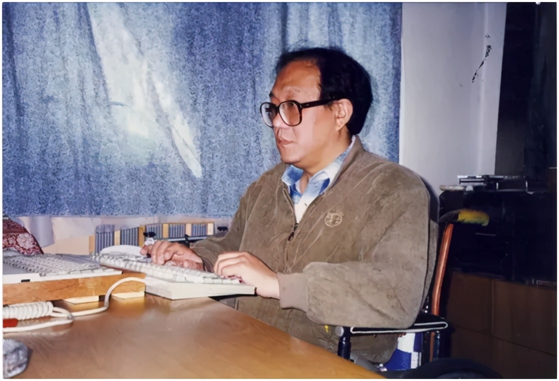 史铁生的逆境,史铁生在逆境中成长的故事