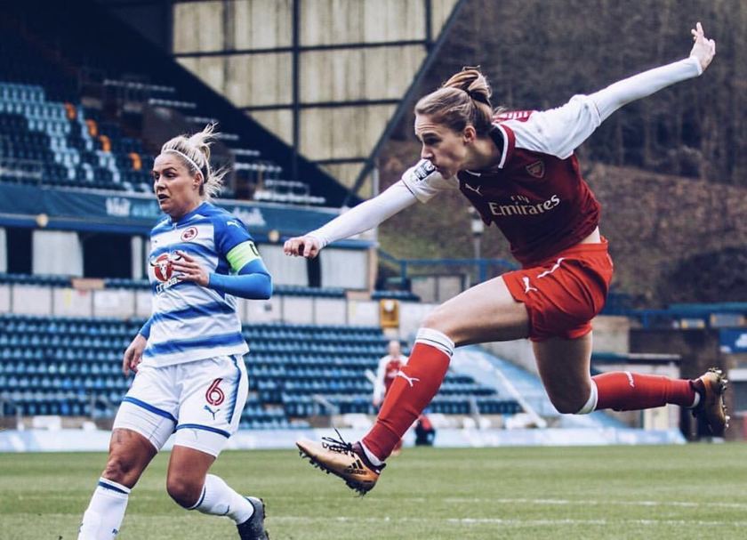 荷兰女足米德玛8:2大胜中国 (米德玛可以打碎荷兰足球吗)