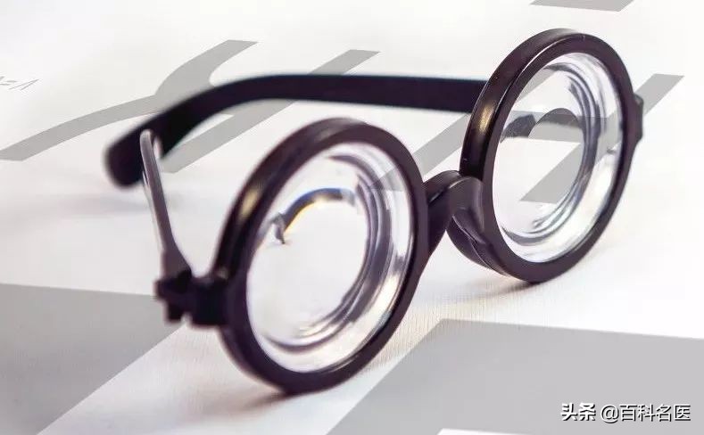 第三类医疗器械包含隐形眼镜吗,隐形眼镜能治病吗