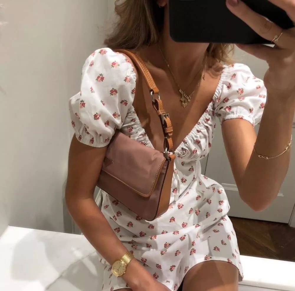 明星街拍包包香奈儿经典款,盘点街头出镜率最高的10款包包