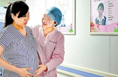 分娩遇到男医生,顺产生孩子遇到男医生