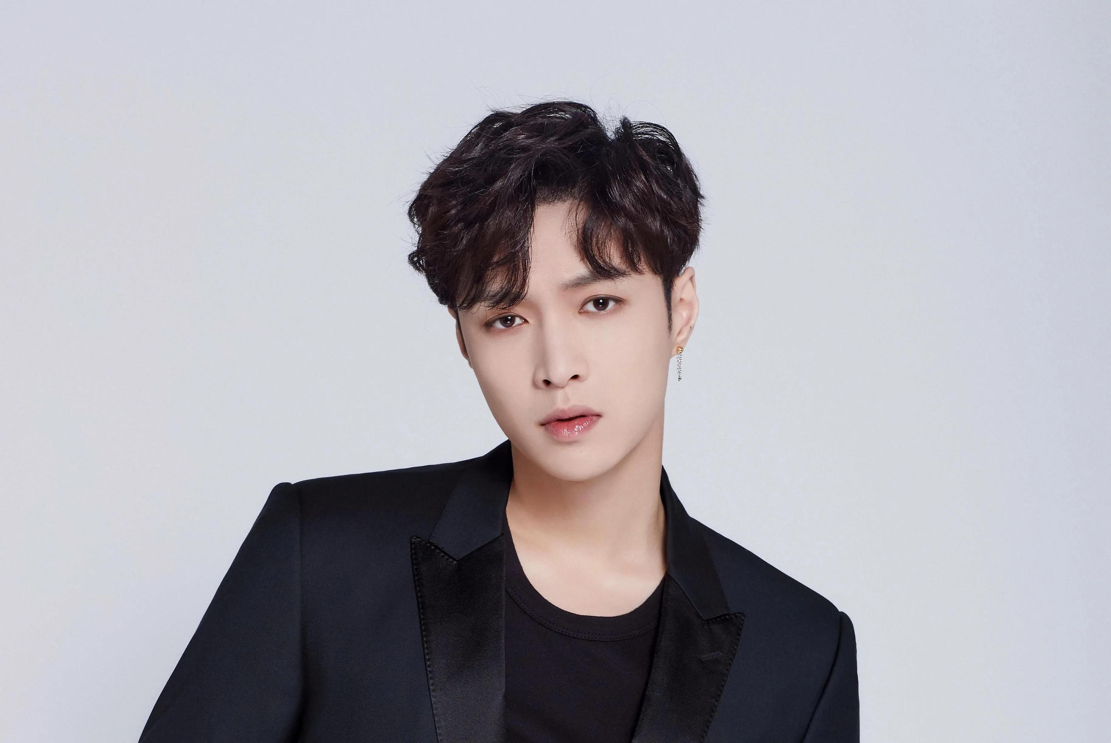 张艺兴旗下艺人有哪些人,张艺兴工作室旗下艺人名单