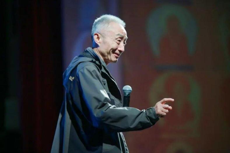 网红教授戴建业谈现在的年轻人,网红教授戴建业赚多少钱