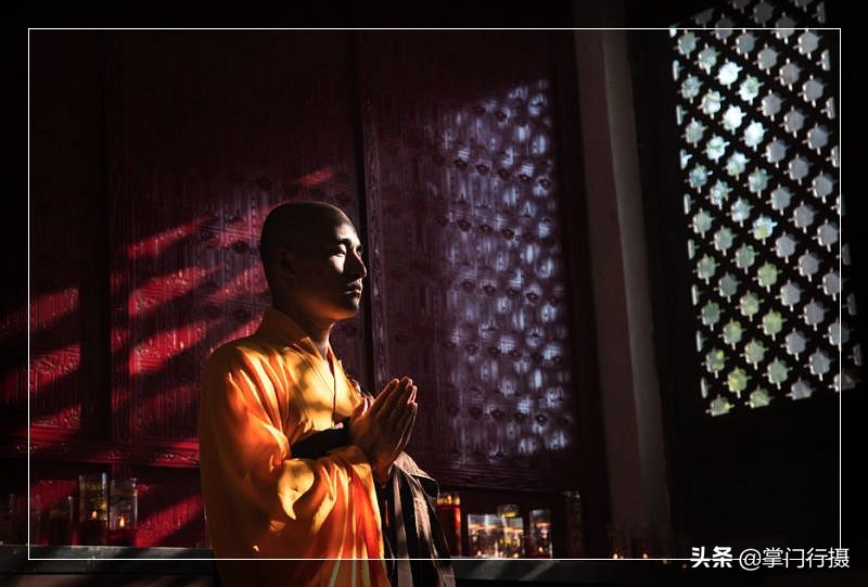 乾隆皇帝的“替僧”为什么叫“元宝和尚”？原来是一跤摔出来的