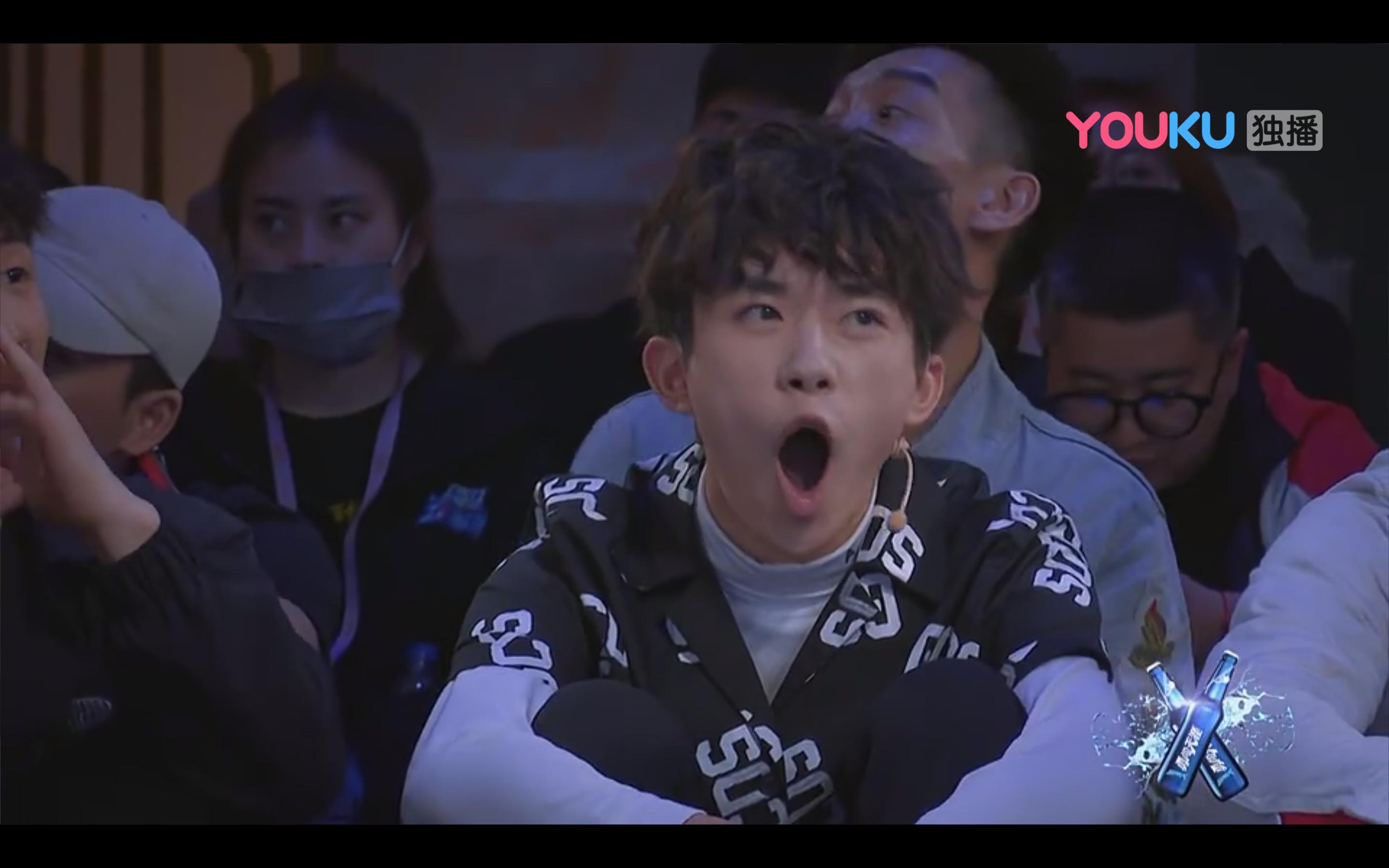 易烊千玺街舞battle名场面,易烊千玺被吊打