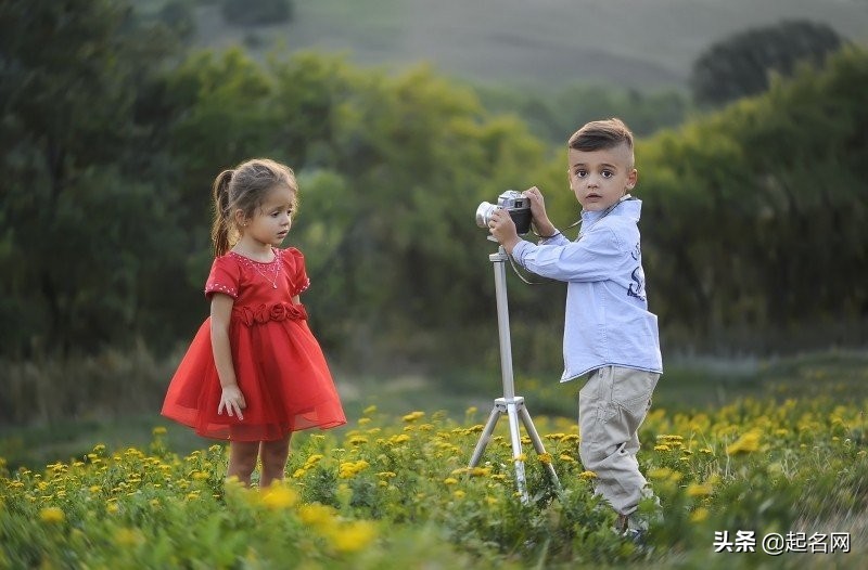 看似简单却有深度的宝宝名,最少见又心怡的宝宝名