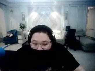 pdd直播名场面吐血,pdd直播遇见诡异一幕