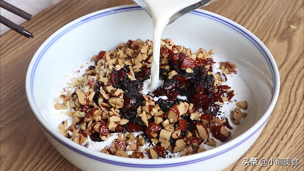 糯米粉最好吃的做法软糯香甜,糯米粉超好吃的做法软糯拉丝不粘