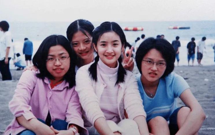 息影三年复出视频,林依晨回应凌晨早起做饭服侍公婆